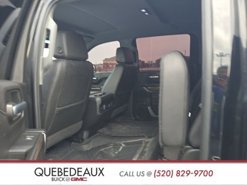 Used 2020 Chevrolet Silverado 1500 LT Trail Boss w/ Midnight Edition image 17