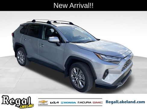 Used 2025 Toyota RAV4 Limited image 1