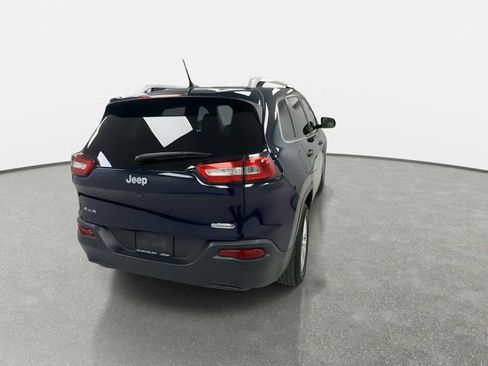 Used 2015 Jeep Cherokee Latitude w/ Cold Weather Group image 8