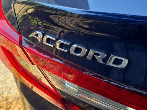 Used 2020 Honda Accord LX image 10