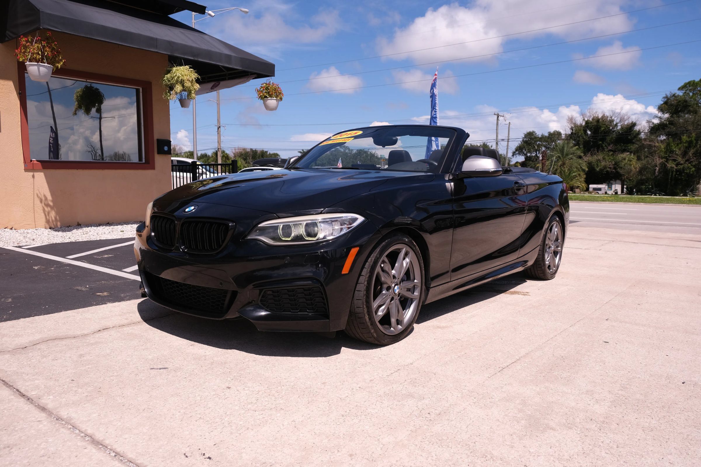 Used 2015 BMW M235i Convertible RWD image 29