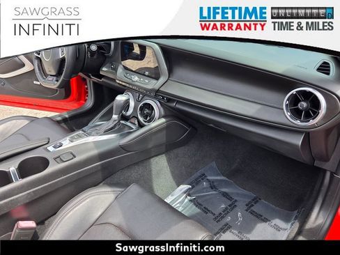Used 2019 Chevrolet Camaro SS RWD image 26