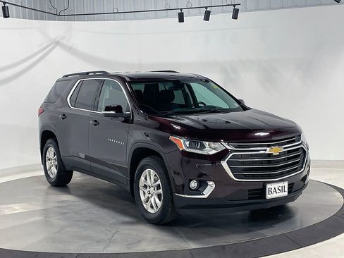 Used 2021 Chevrolet Traverse LT AWD/4WD image 40