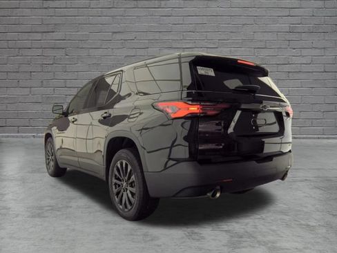 Used 2023 Chevrolet Traverse RS AWD/4WD image 4