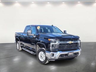 Used 2025 Chevrolet Silverado 2500 LT w/ Convenience Package video 1