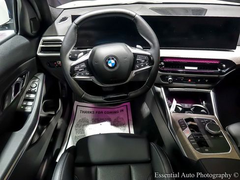 Used 2025 BMW 330i xDrive Sedan AWD/4WD image 19