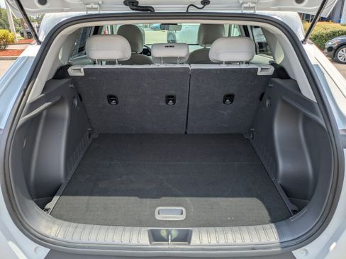 Used 2025 Hyundai Kona SEL FWD image 13