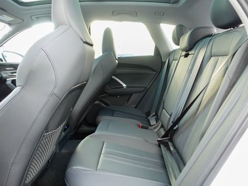 New 2025 Audi Q5 2.0T Premium Plus image 26