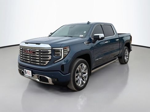 Used 2024 GMC Sierra 1500 Denali w/ Denali Reserve Package RWD image 3