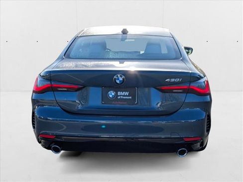 Used 2026 BMW 430i Coupe w/ Parking Assistance Package image 7