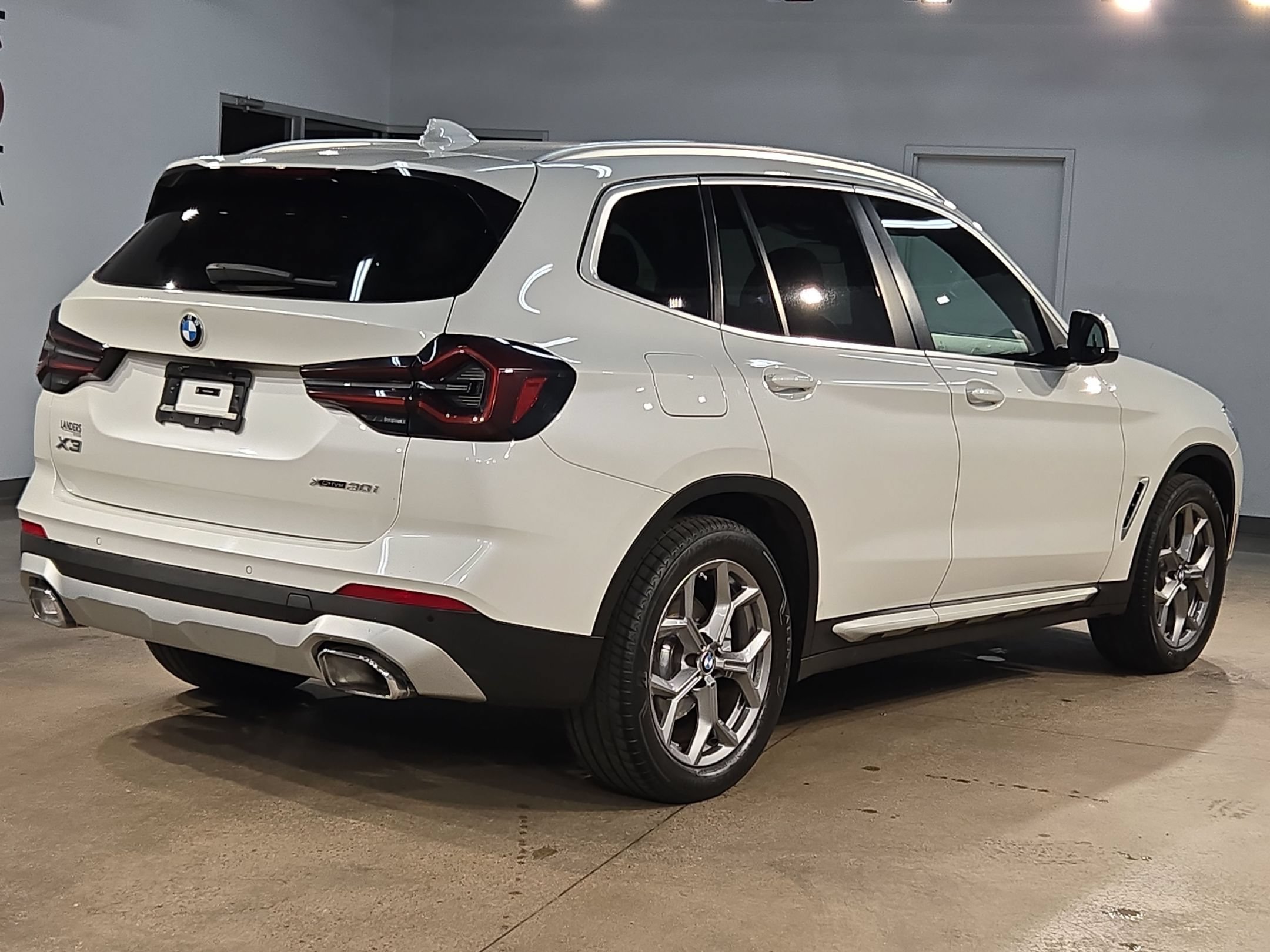 Used 2024 BMW X3 xDrive30i AWD/4WD image 7