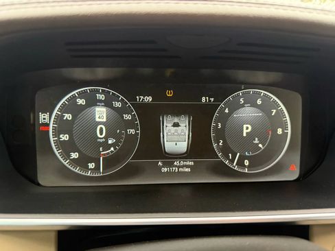 Used 2017 Land Rover Range Rover Long Wheelbase Supercharged AWD/4WD image 12