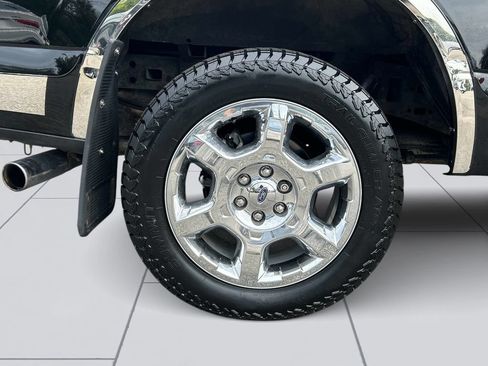 Used 2016 Ford F150 XLT w/ Equipment Group 302A Luxury AWD/4WD image 11