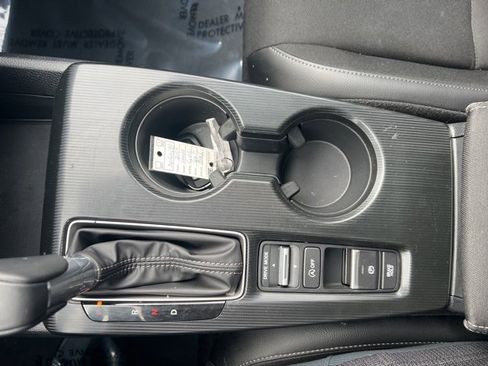 Used 2025 Honda Civic Sport image 9
