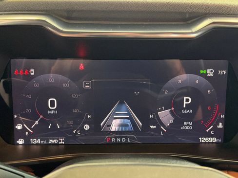Used 2025 GMC Canyon AT4 w/ Technology Plus Package AWD/4WD image 19