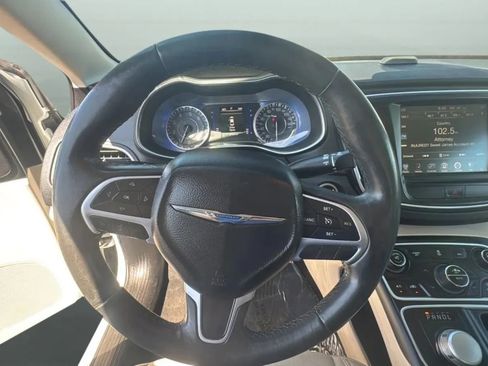 Used 2015 Chrysler 200 Limited w/ Convenience Group FWD image 22