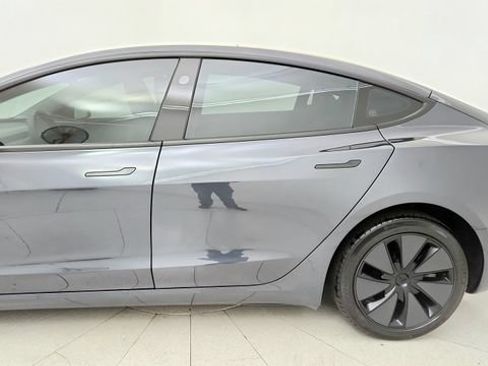Used 2025 Tesla Model 3 Long Range RWD image 23
