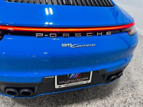 Used 2022 Porsche 911 Carrera RWD image 44