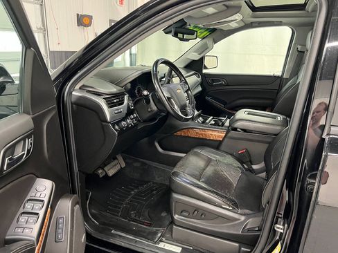 Used 2019 Chevrolet Tahoe Premier AWD/4WD image 7
