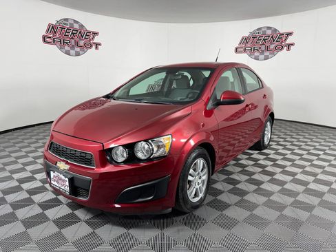 Used 2012 Chevrolet Sonic LS image 3
