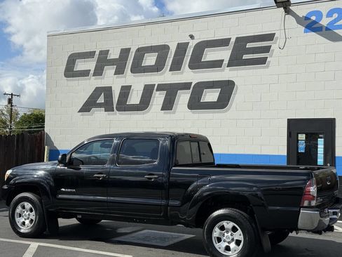 Used 2013 Toyota Tacoma PreRunner image 23