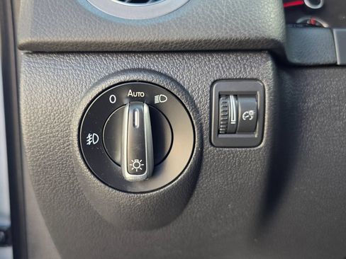 Used 2014 Volkswagen Tiguan R-Line FWD image 44