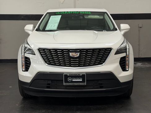 Used 2023 Cadillac XT4 Luxury image 6