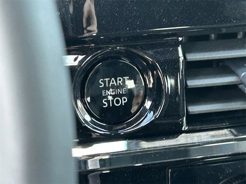 New 2025 Nissan Pathfinder Rock Creek image 17