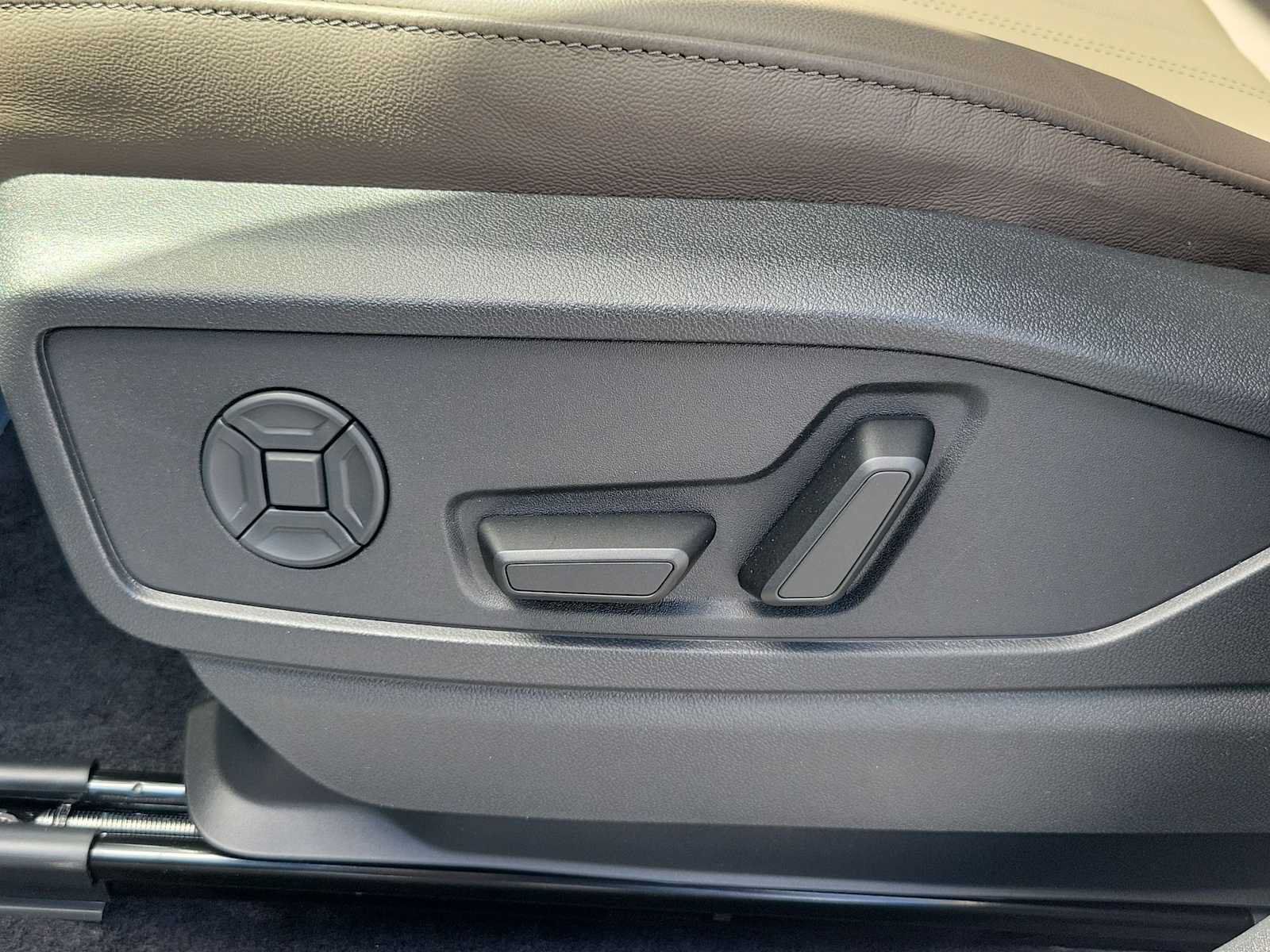 New 2026 Audi Q5 Premium Plus AWD/4WD image 16