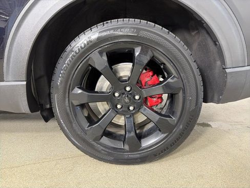 Used 2020 Ford Explorer ST w/ ST Street Pack image 5