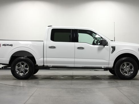 Used 2025 Ford F150 XLT w/ Equipment Group 301A Standard image 3