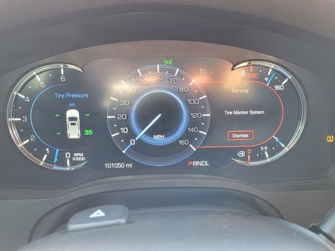 Used 2019 Cadillac Escalade ESV Luxury image 12