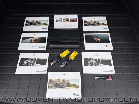 Used 2016 Porsche Cayenne GTS AWD/4WD image 18