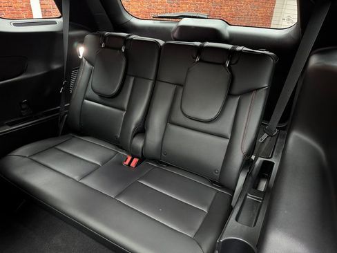 Used 2022 Ford Explorer ST-Line image 26