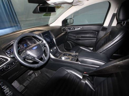 Used 2024 Ford Edge SEL w/ Convenience Package AWD/4WD image 2