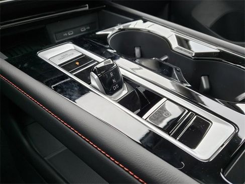 New 2026 Volkswagen Atlas Peak Edition image 11