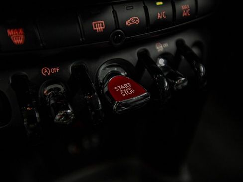 Used 2017 MINI Cooper S image 23