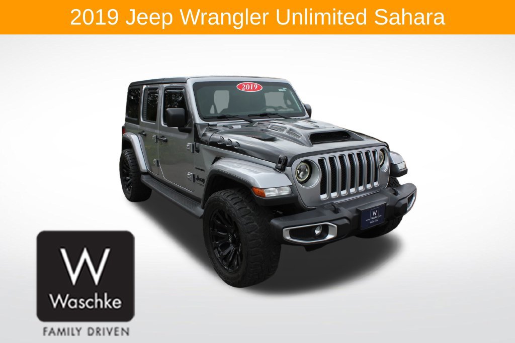 Used 2019 Jeep Wrangler Unlimited Sahara AWD/4WD image 1