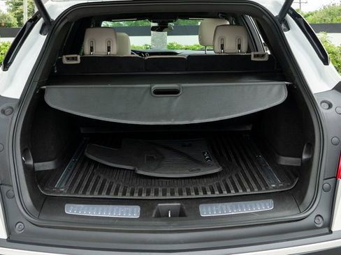 Used 2018 Cadillac XT5 Premium Luxury image 29