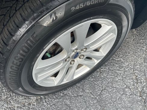 Used 2019 Ford Explorer XLT w/ Equipment Group 201A AWD/4WD image 6