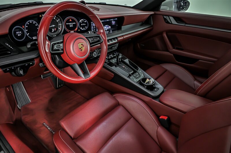 Used 2020 Porsche 911 Carrera S RWD image 15