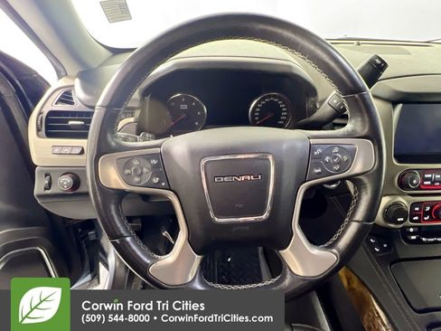 Used 2015 GMC Yukon Denali w/ Premium Package image 8