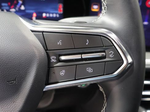 Used 2026 Chevrolet Traverse LT AWD/4WD image 39