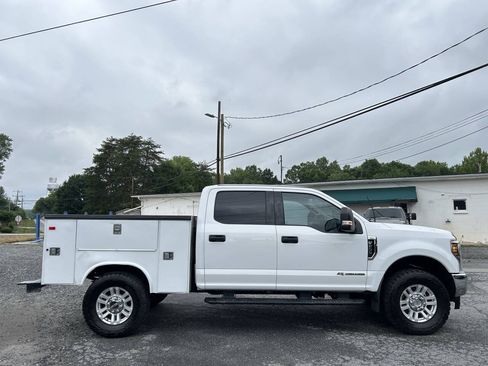 Used 2018 Ford F250 XLT w/ XLT Value Package AWD/4WD image 5