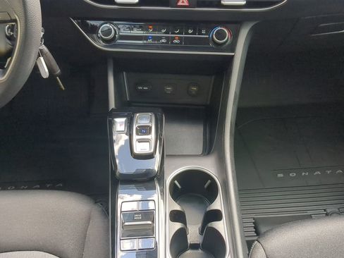 Used 2021 Hyundai Sonata SE image 17