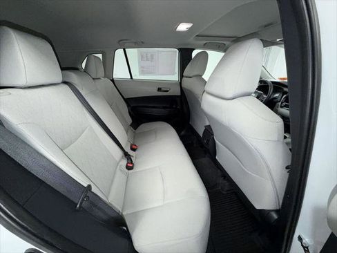 Certified 2025 Toyota Corolla Cross LE w/ Moonroof Package AWD/4WD image 8
