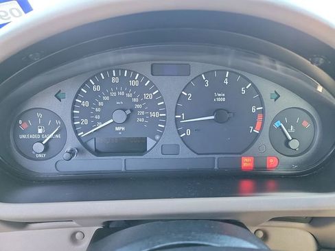 Used 1998 BMW Z3 1.9 image 15