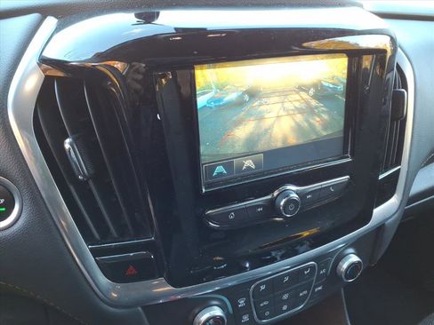 Used 2019 Chevrolet Traverse LS image 19