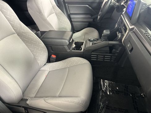 Used 2025 Toyota Tacoma SR5 image 25