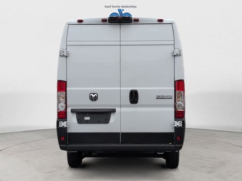 Used 2023 RAM ProMaster 3500 w/ Convenience Group image 7